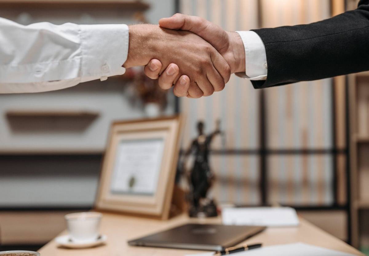 Spory sądowe bez adwokata — to może cię wiele kosztować